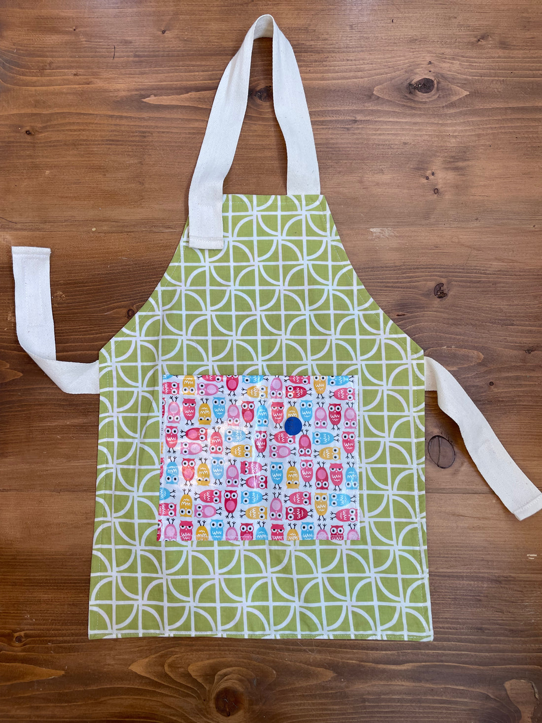 Reversible apron