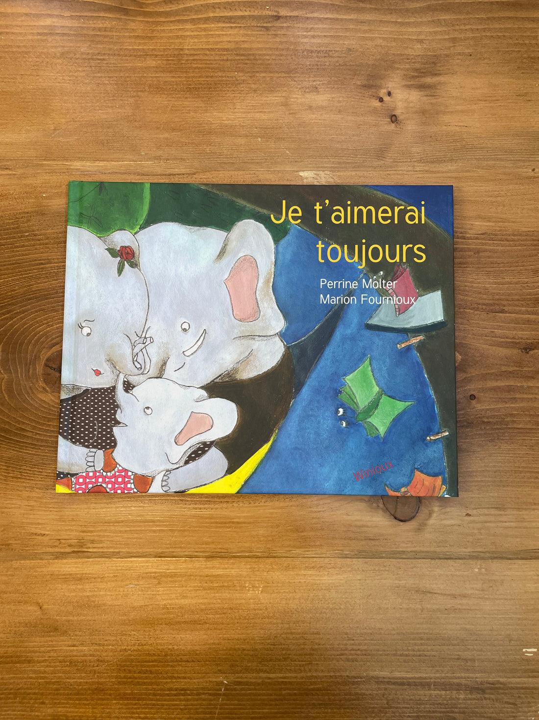 Book: I will always love you.