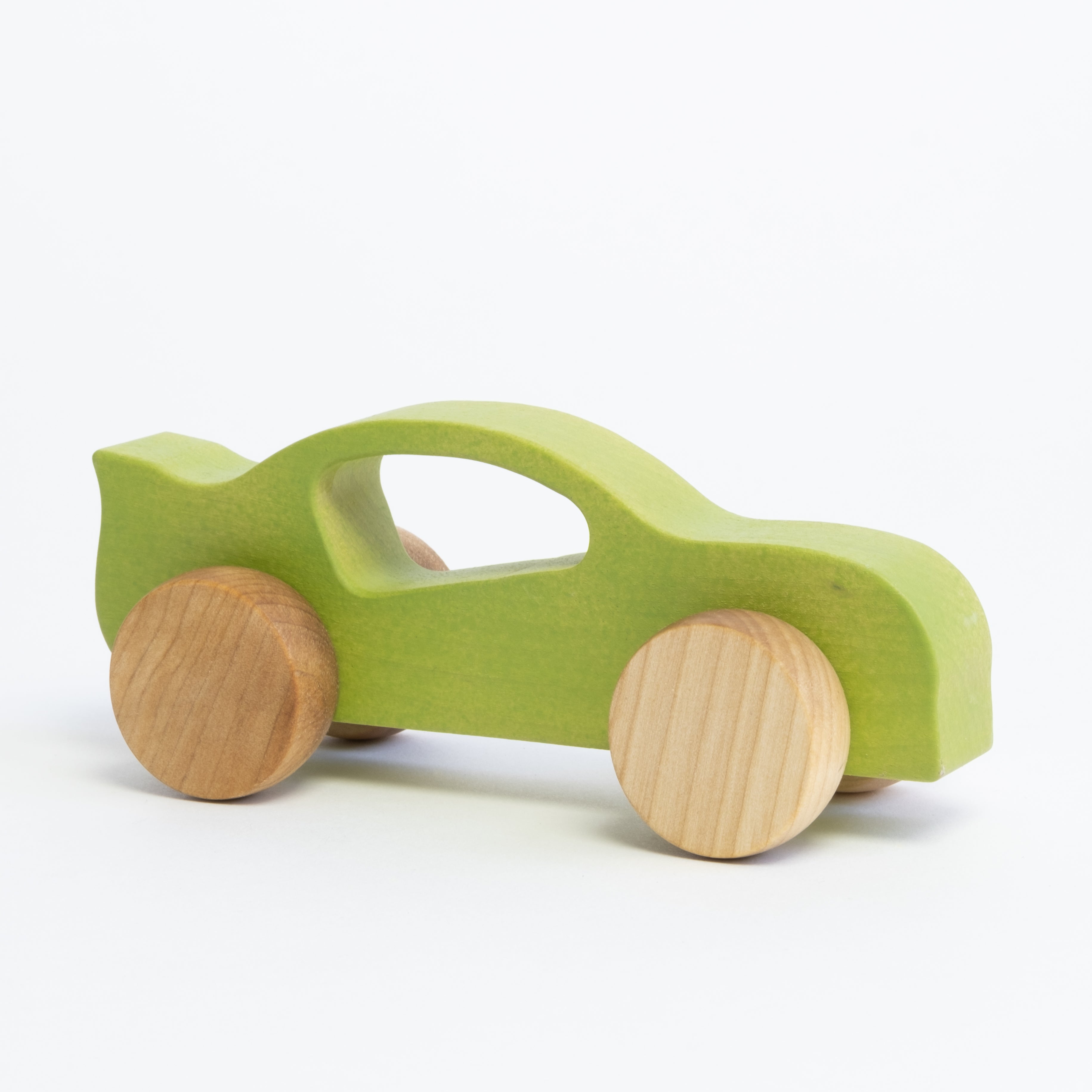 Crocolo Small wooden cars made in Quebec